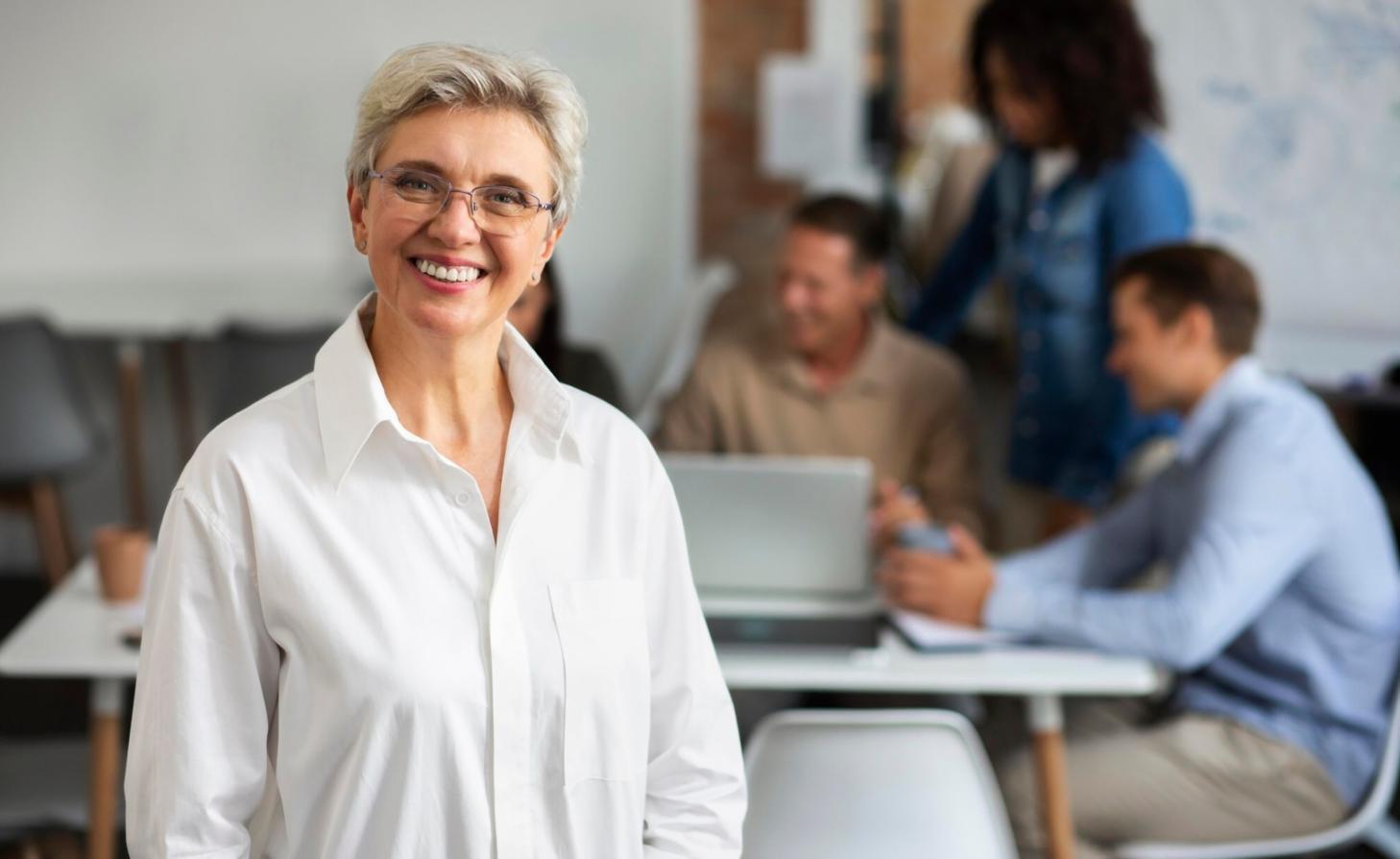 Участники программы работают над анализом рыночных данных